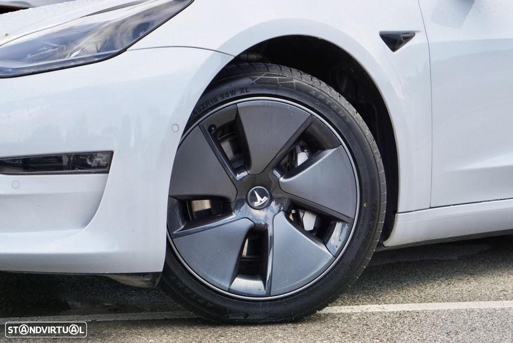 Tesla Model 3 Long Range AWD Dual Motor - 40