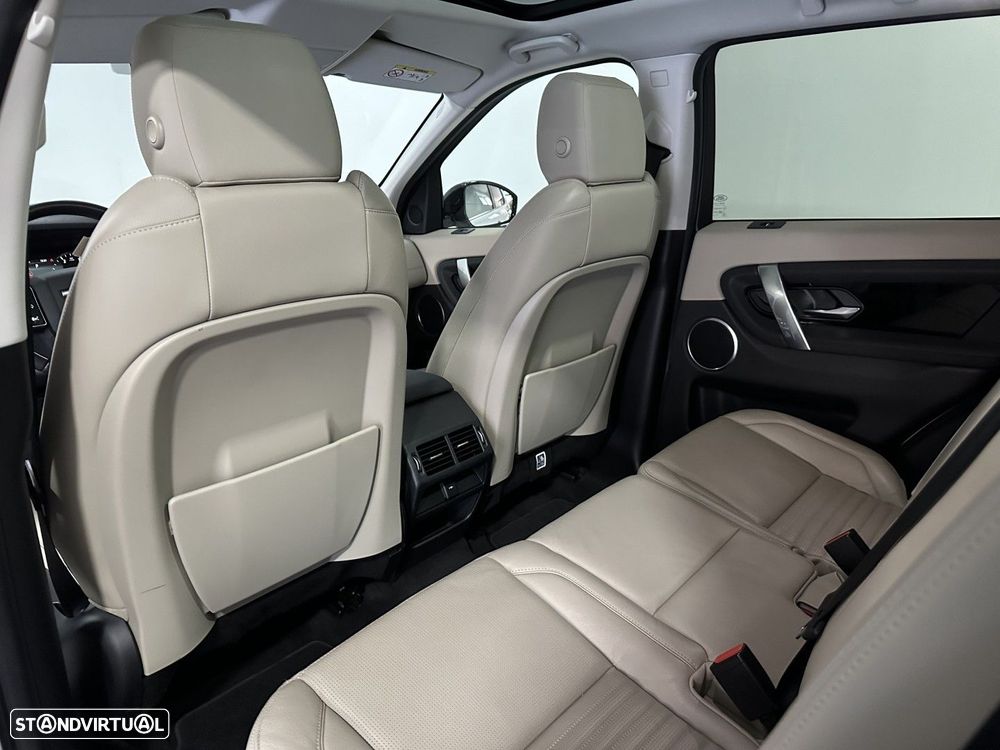 Land Rover Discovery Sport D150 - 23