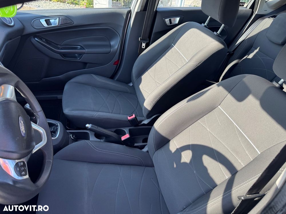 Ford Fiesta 1.6 TDCI Titanium - 9