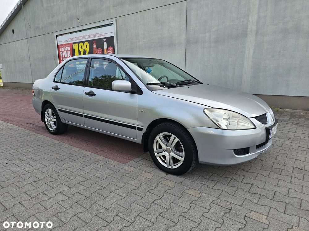 Mitsubishi Lancer 1.6 Comfort - 1