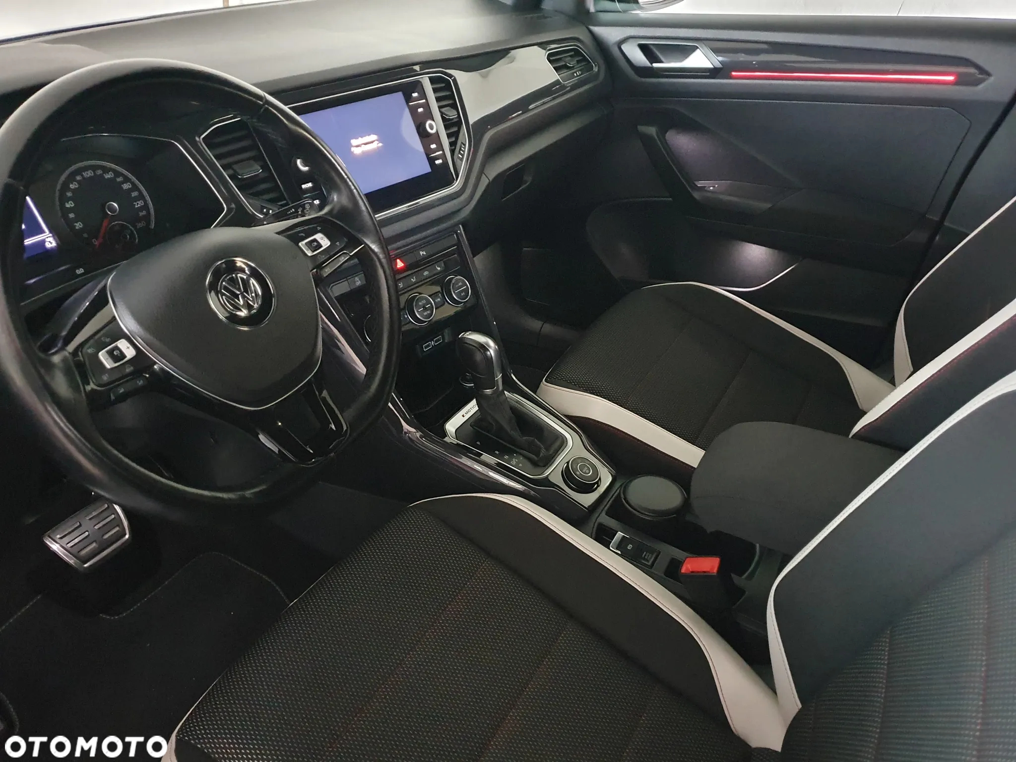 Volkswagen T-Roc 2.0 TSI 4Motion DSG Sport - 17