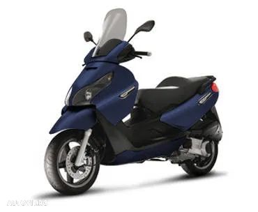 Dezmembram Piaggio X7 250 ie - 1