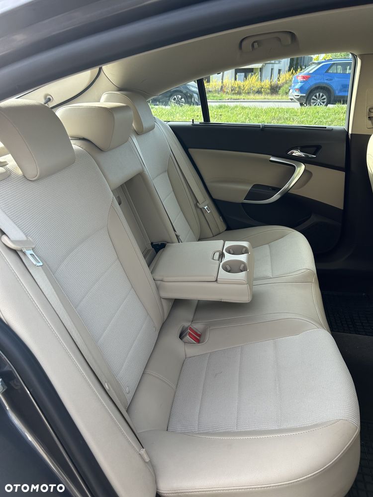 Opel Insignia 2.0 CDTI Cosmo - 9
