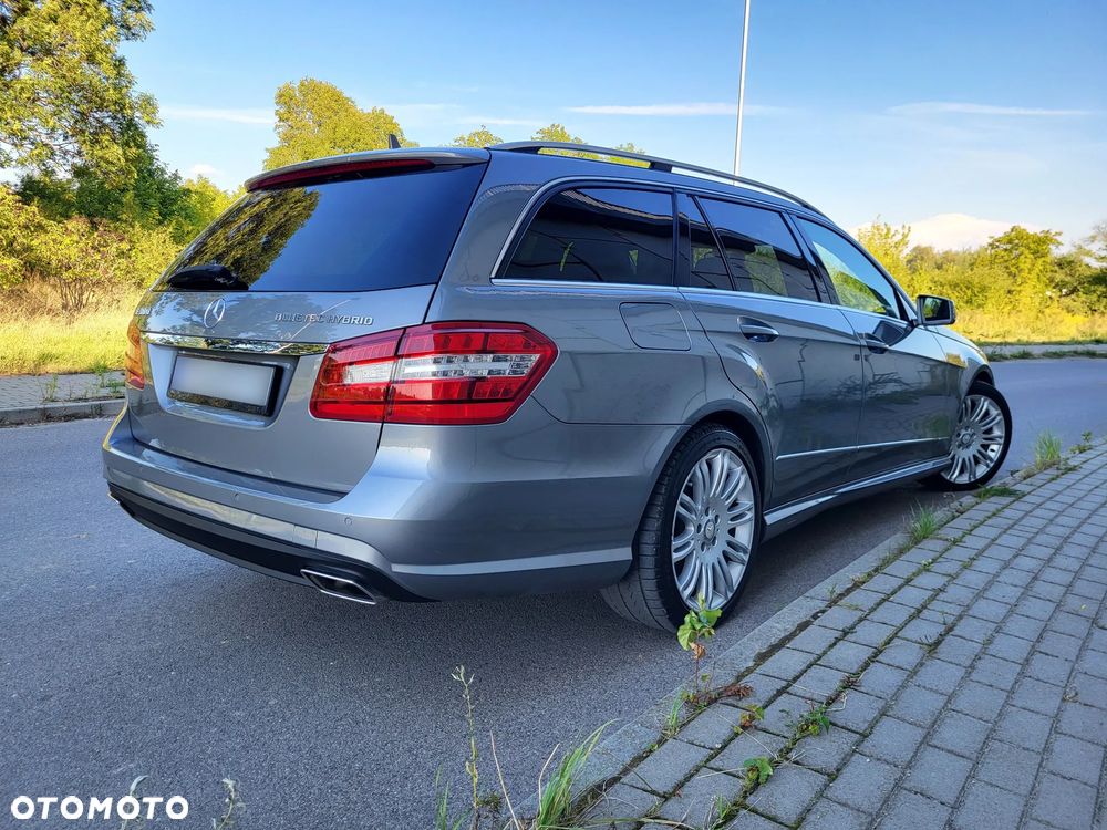 Mercedes-Benz Klasa E 300 BlueTEC Hybrid Avantgarde - 4
