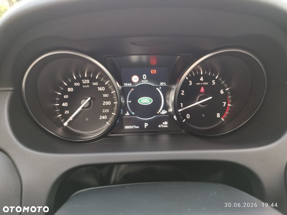 Land Rover Discovery Sport 2.0 Si4 HSE Luxury - 32