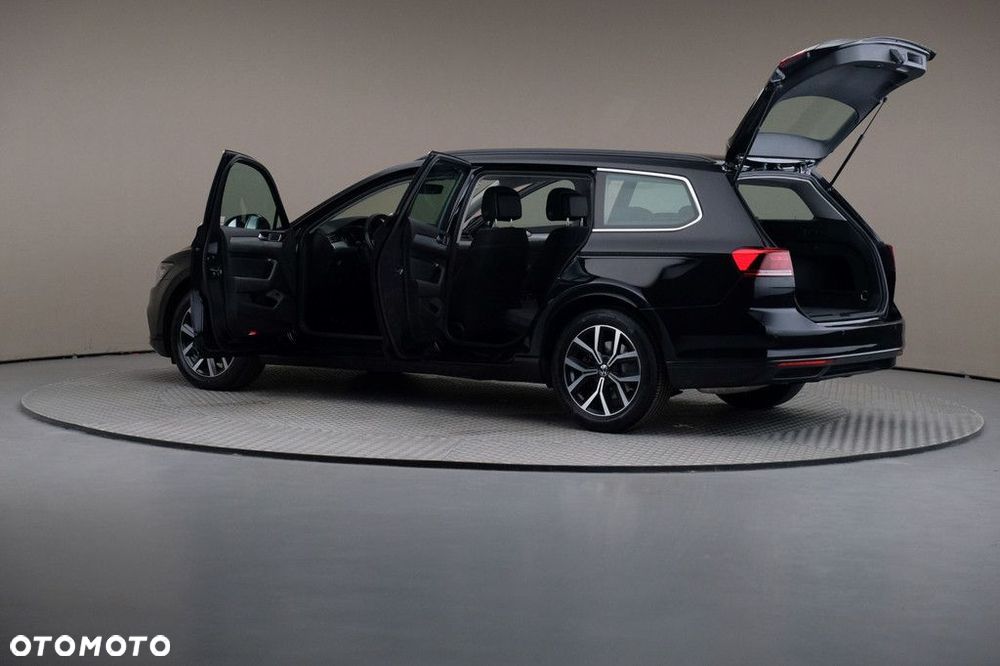 Volkswagen Passat Variant 2.0 TSI Business DSG - 7