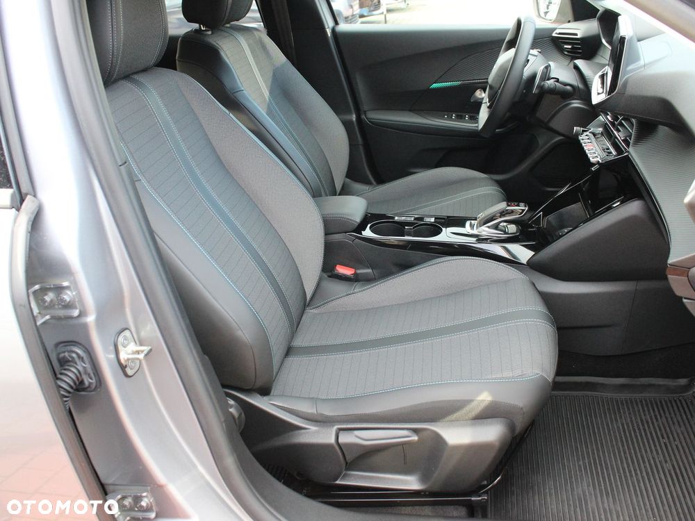 Peugeot 2008 1.2 PureTech Allure S&S EAT8 - 12