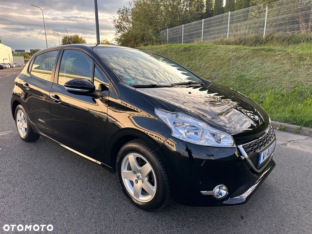 Peugeot 208 82 VTI Allure - 2