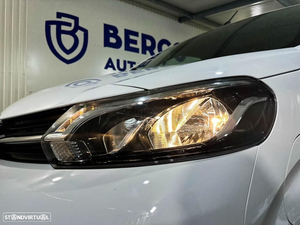 Toyota Proace Eletric 75kWh 136cv Business Line - 13