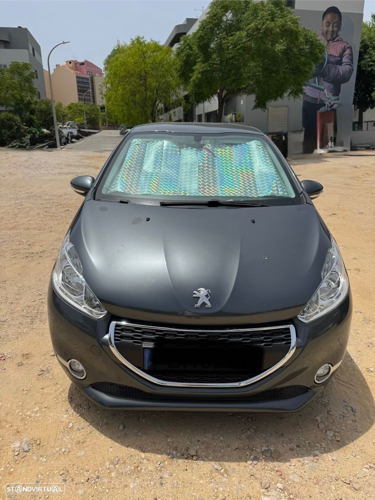 Peugeot 208 1.6 e-HDi Active - 1