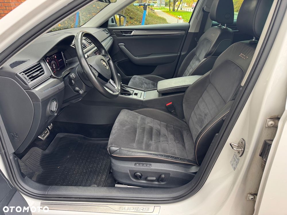 Skoda Superb 2.0 TDI SCR 4x4 Scout DSG - 7