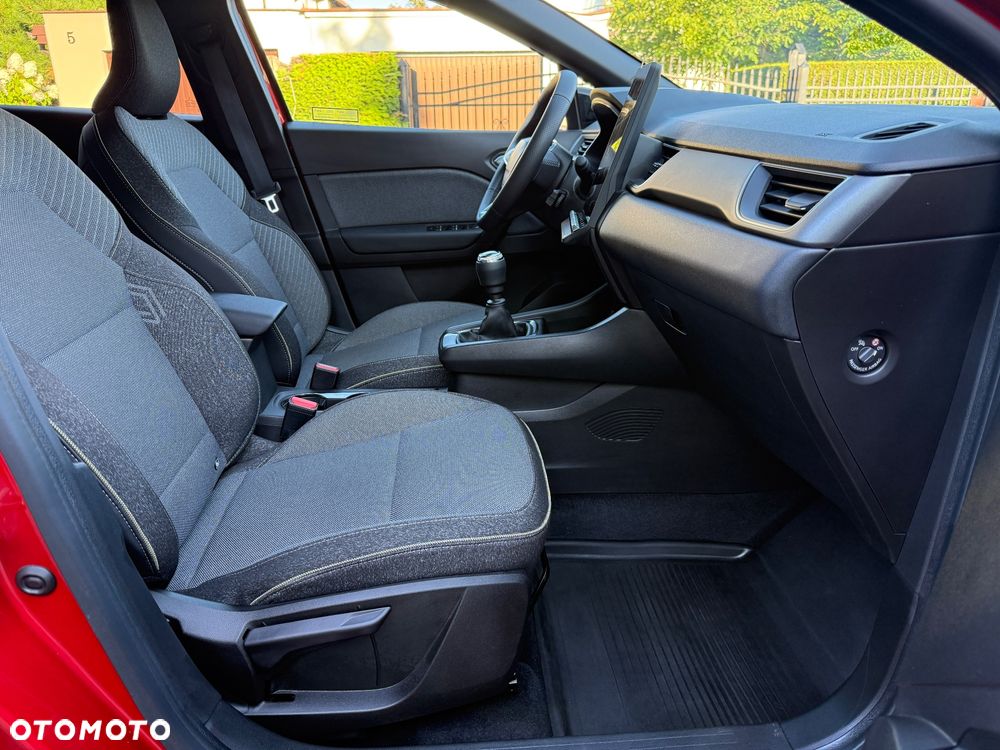 Renault Captur 1.3 TCe mHEV Techno - 17