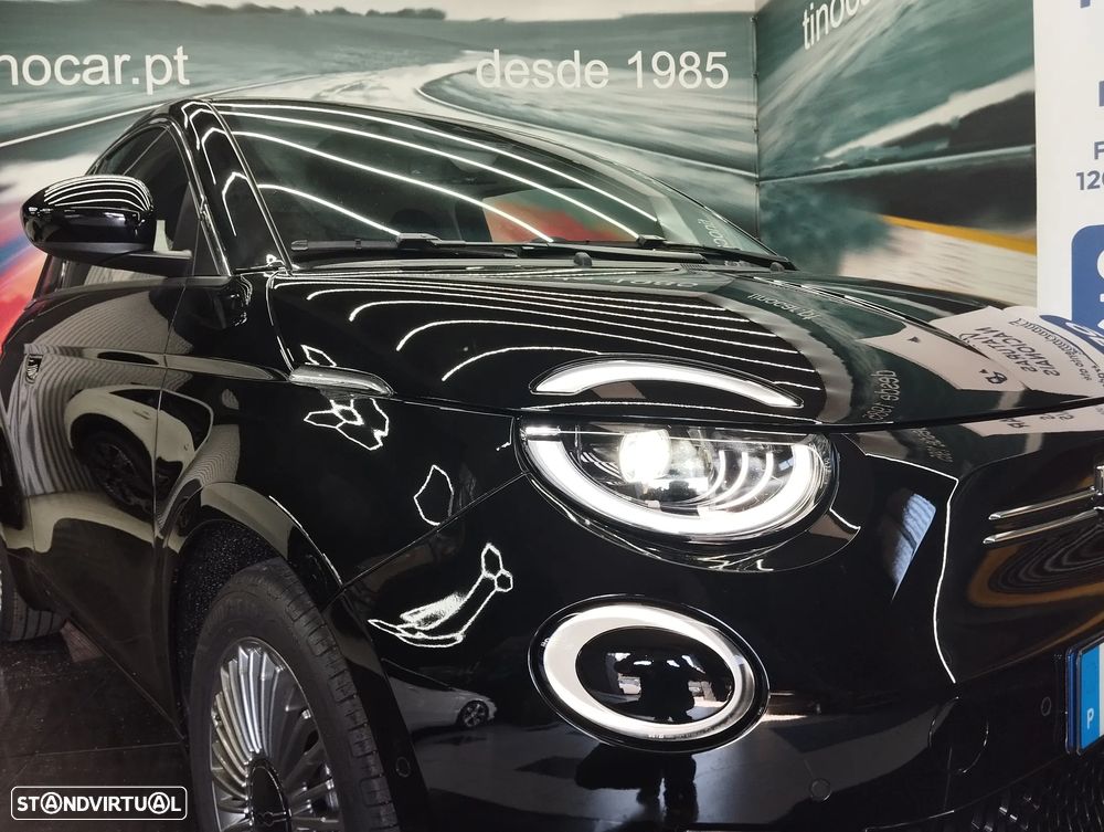 Fiat 500e (RED) - 9