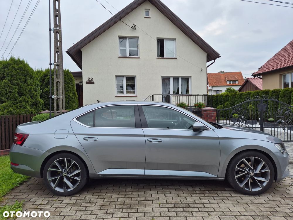 Skoda Superb 2.0 TDI Ambition - 5