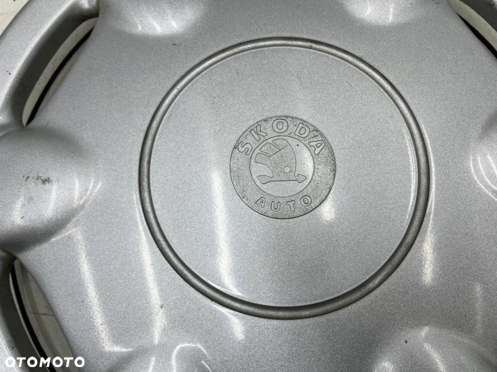 Kołpak Skoda 15 cali r15 jedna sztuka art40415 - 7