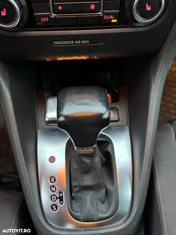Volkswagen Golf 1.6 TDI BlueMotion Technology DPF Comfortline DSG - 7