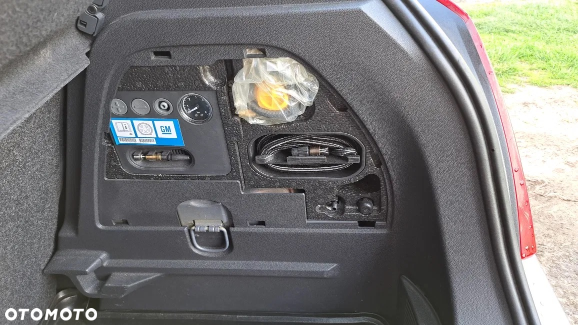 Opel Corsa - 8