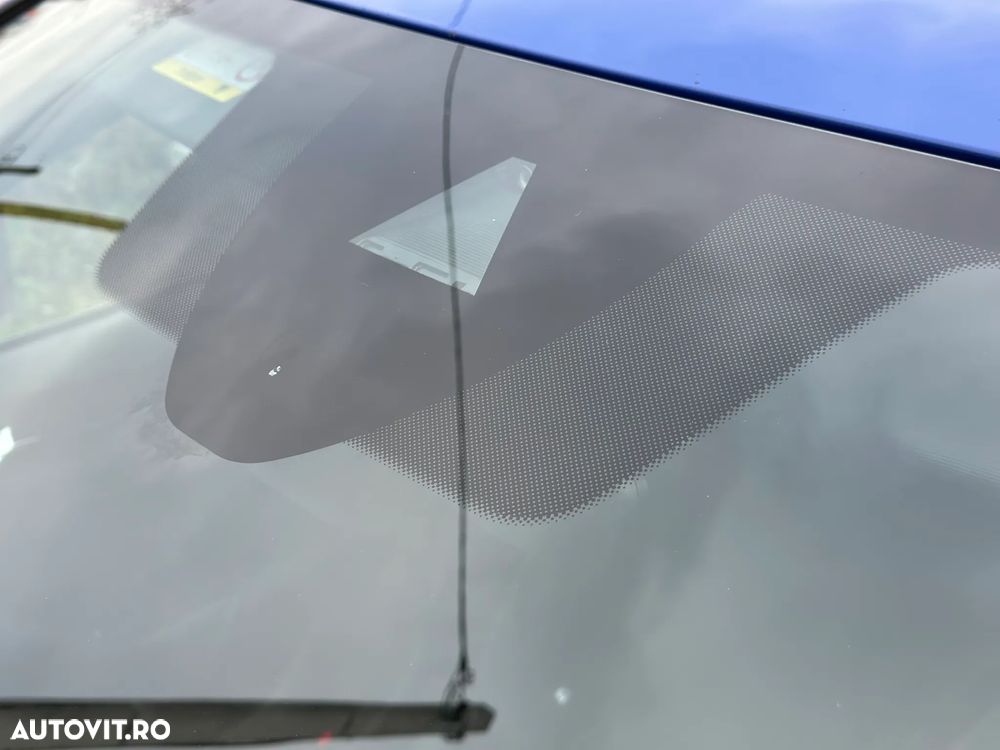 Skoda Octavia 2.0 TDI DSG Sportline - 27