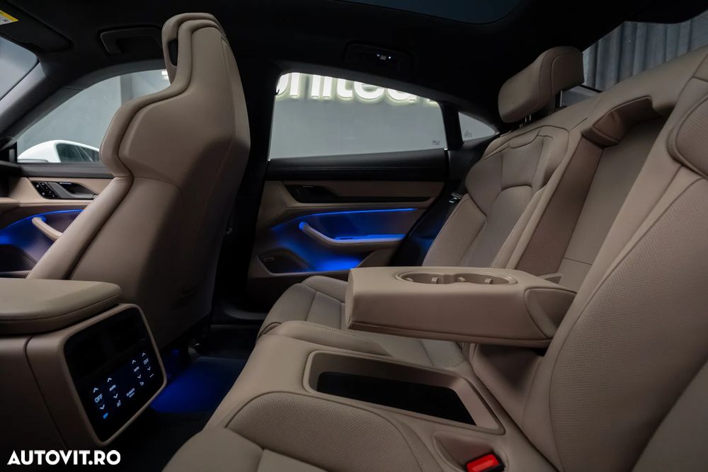 Porsche Taycan 4S Performancebatterie Plus - 10