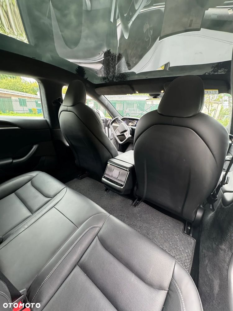Tesla Model S Plaid - 9