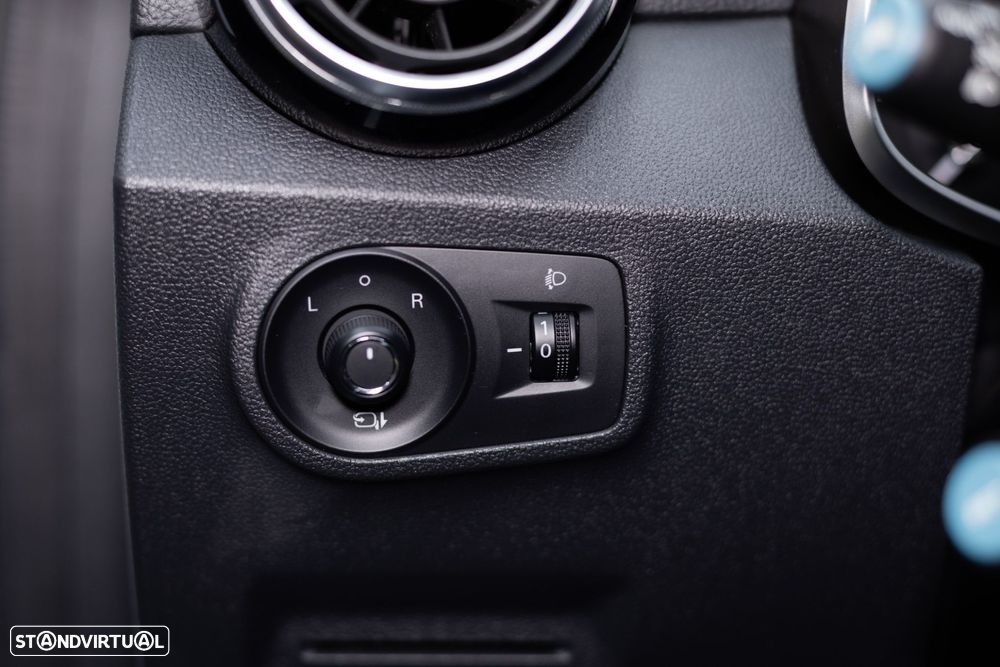 MG ZS EV 44.5 kWh Luxury - 33