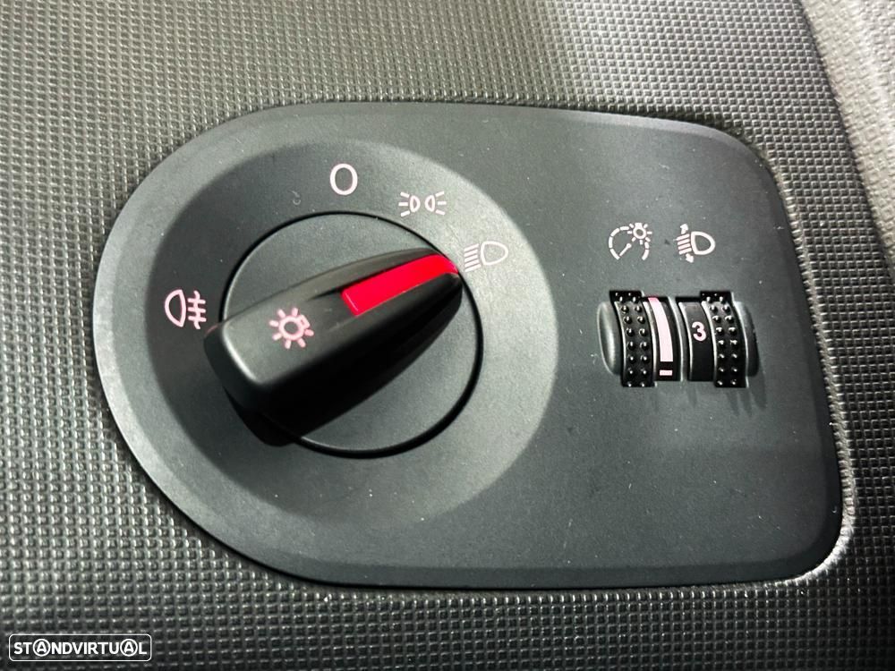 SEAT Ibiza SC 1.2 TDI CR Ecomotive Style Viva - 41