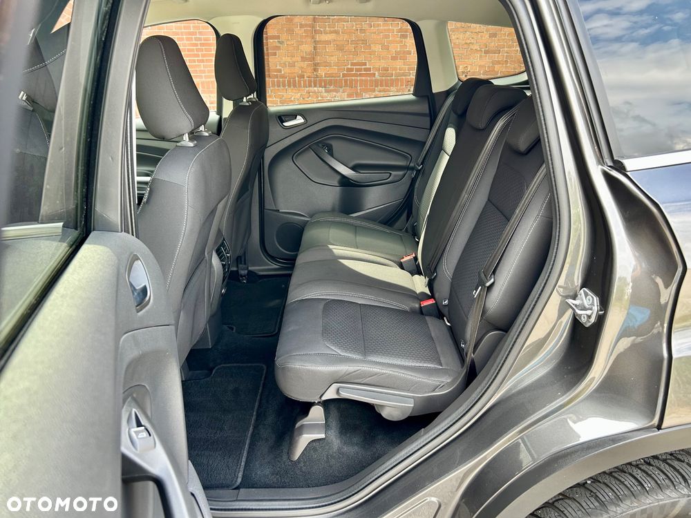 Ford Kuga - 21