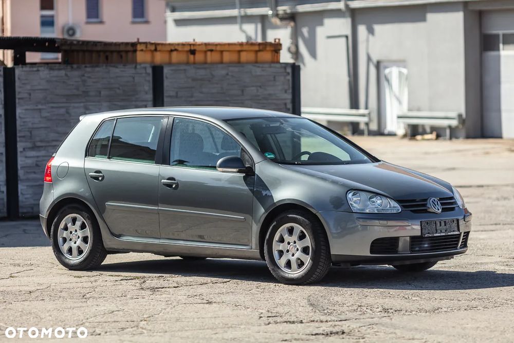Volkswagen Golf 1.6 Comfortline - 8