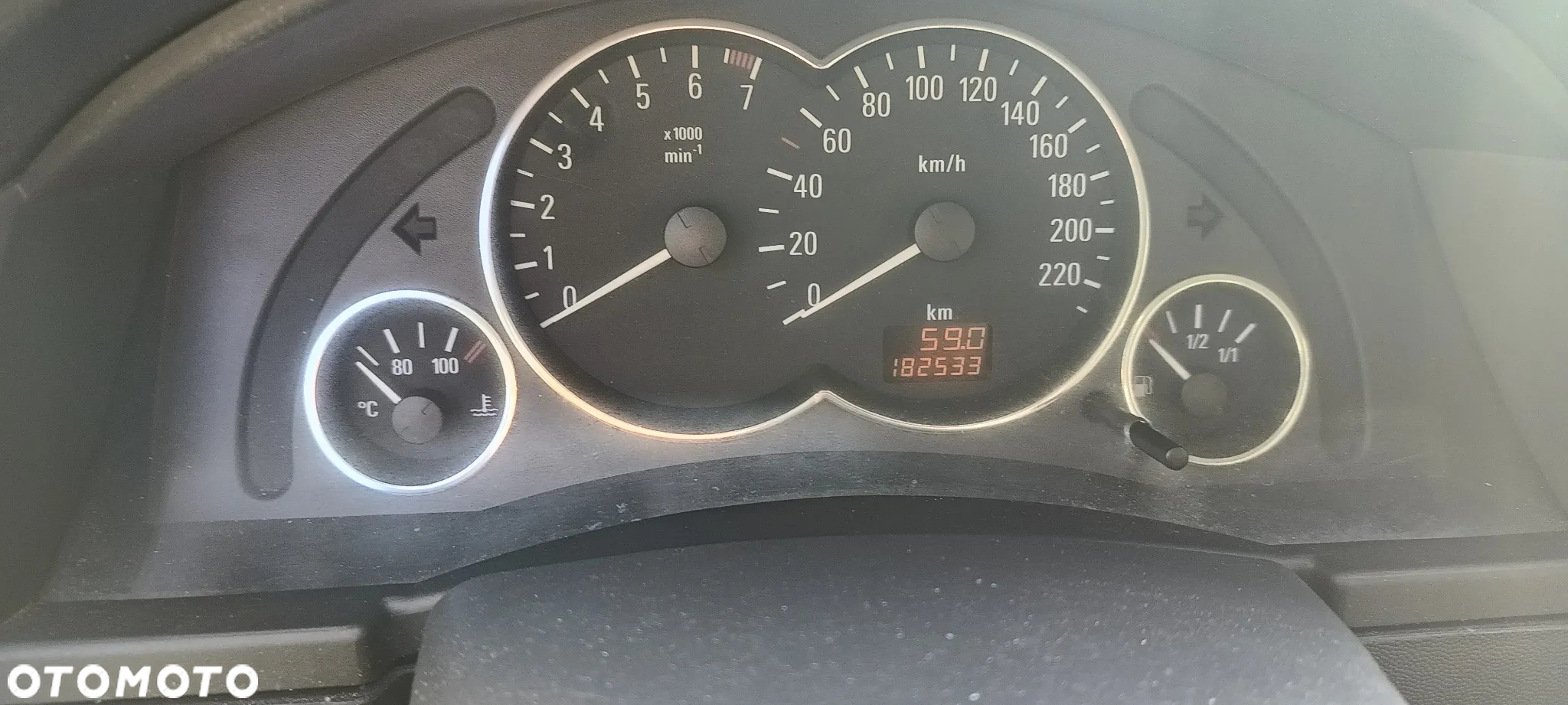 Opel Meriva - 8