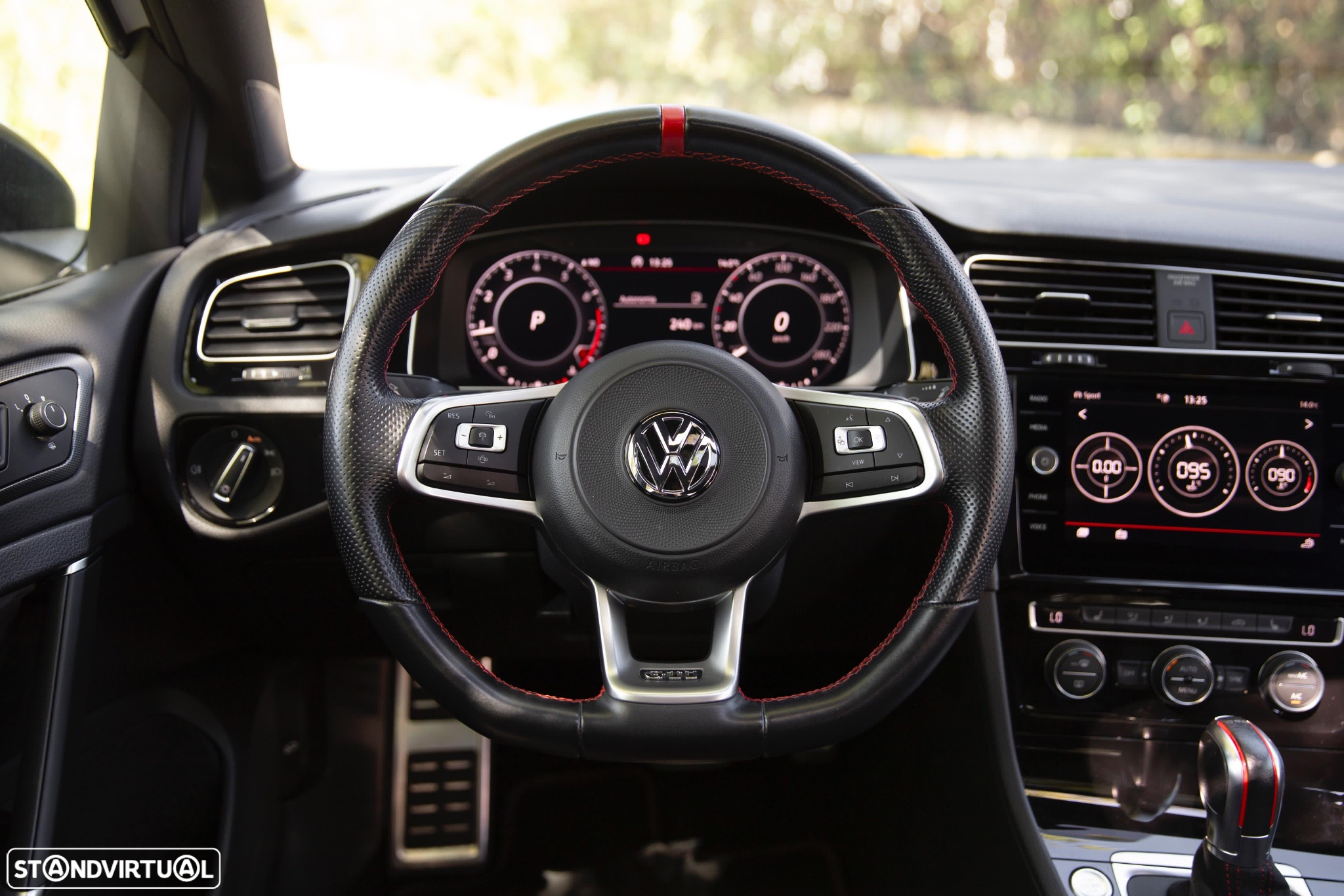 VW Golf 2.0 TSI GTi TCR DSG - 20