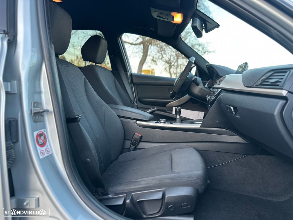 BMW 318 d - 21