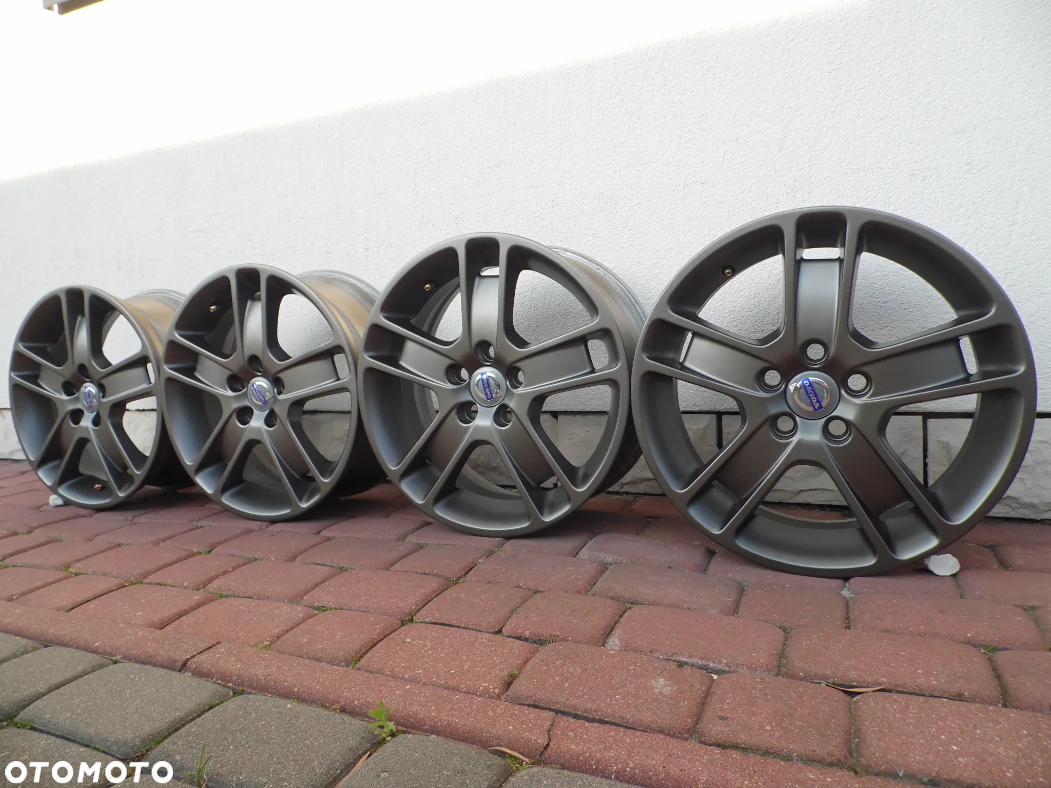 Felgi 17'' 5x108 Volvo S40 C30 V50 V60 S60 V70 XC70 XC60 XC40 - 2