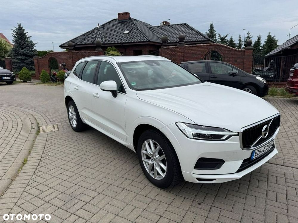 Volvo XC 60 B4 D Geartronic Momentum Pro - 5