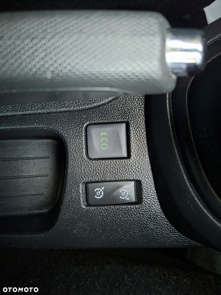 Renault Captur - 23