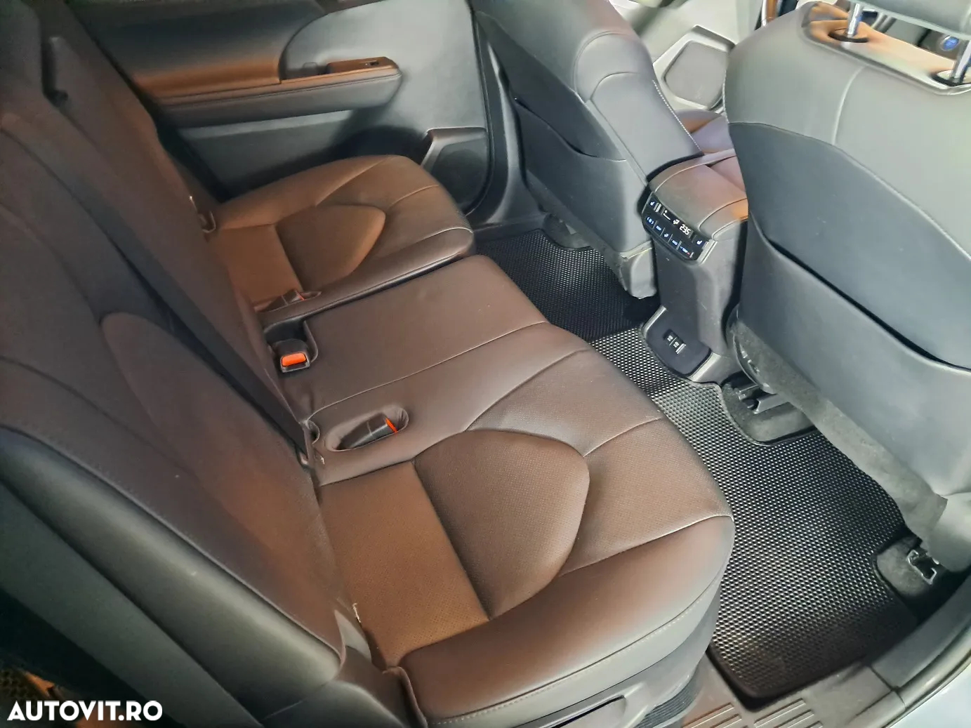 Toyota Highlander - 19