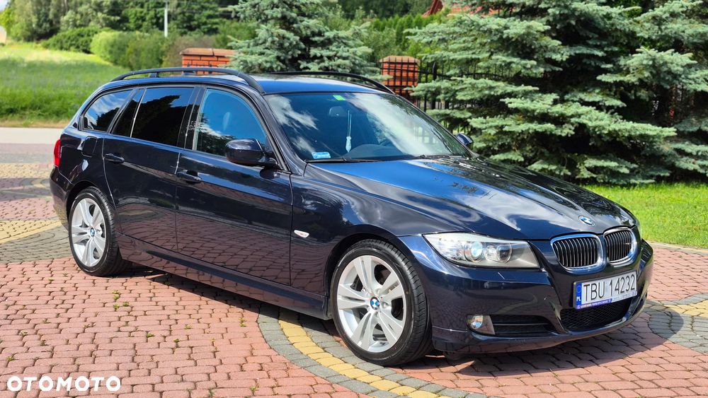 BMW Seria 3 320d xDrive - 27