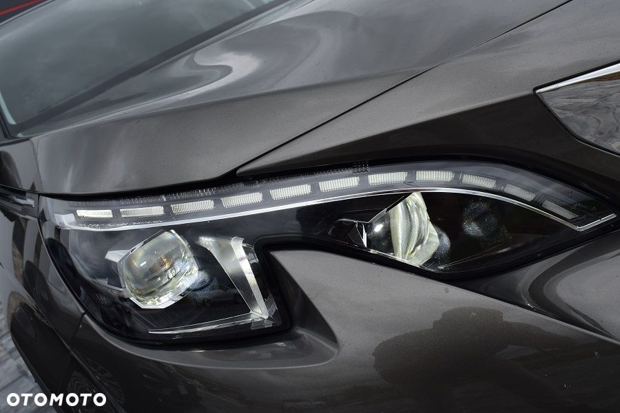 Peugeot 3008 BlueHDi 120 EAT6 Stop & Start Allure - 23