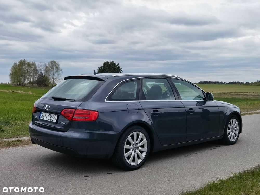 Audi A4 Avant 2.0 TDI - 7
