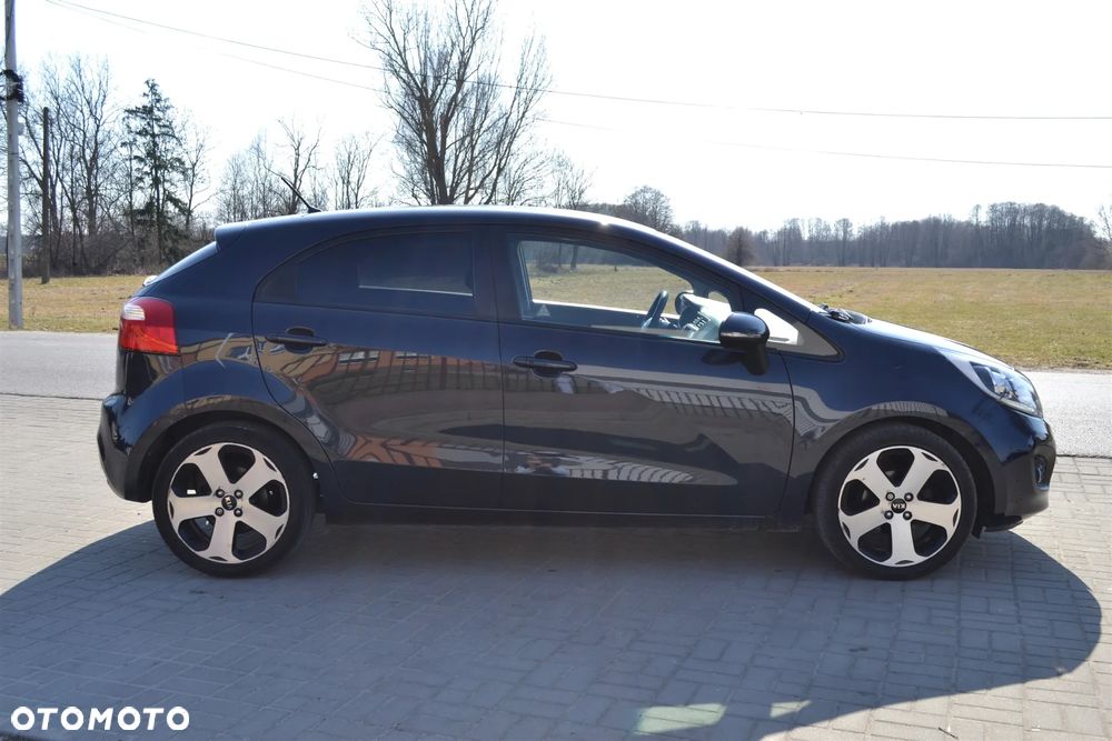Kia Rio 1.2 Business Line - 4