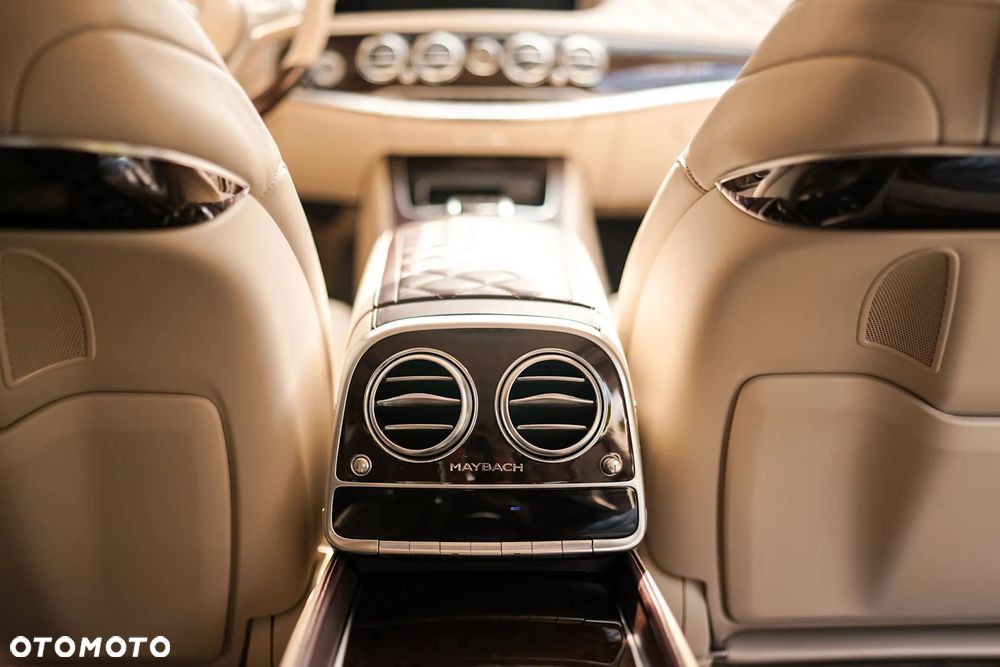 Mercedes-Benz Maybach Klasa S 560 4Matic 9G-TRONIC - 32
