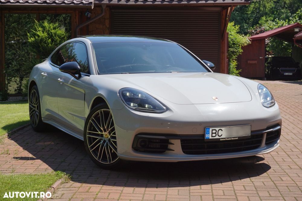 Porsche Panamera 4S - 1