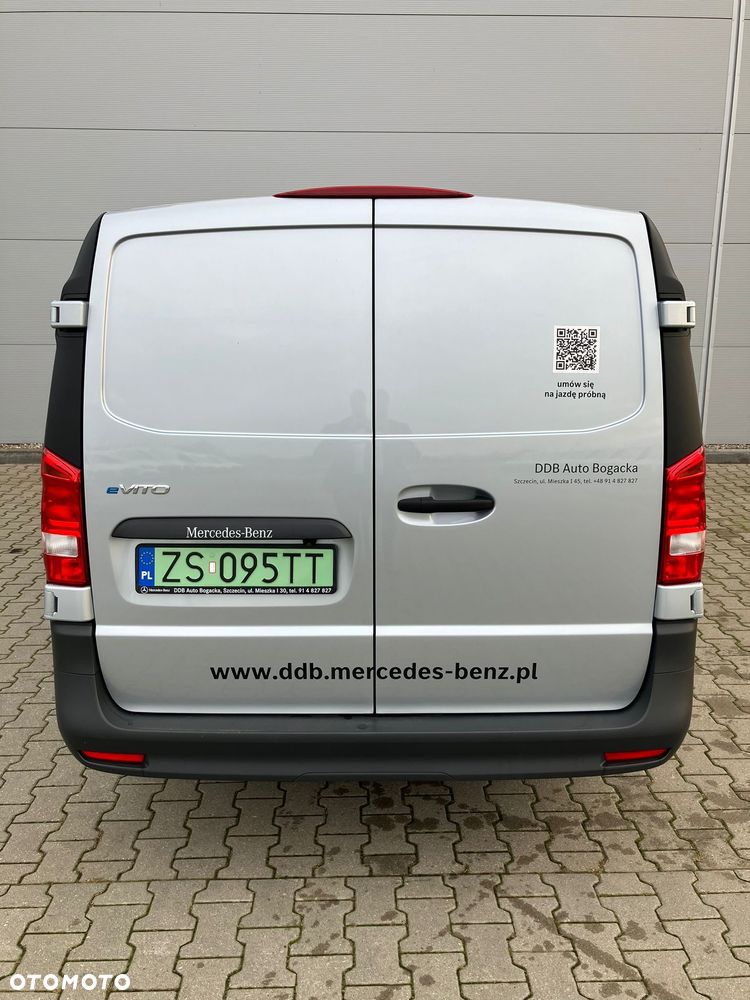 Mercedes-Benz Vito 112e eVito Furgon długi - 3