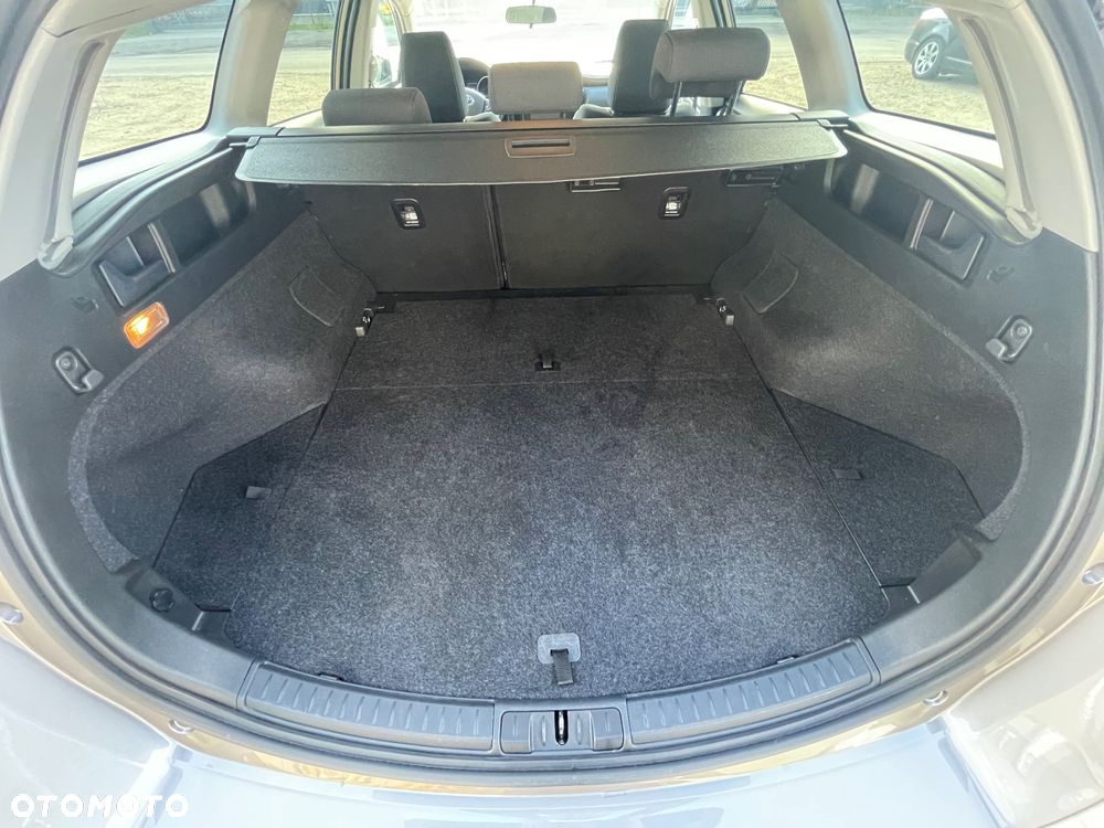 Toyota Auris 1.2 T Premium - 21