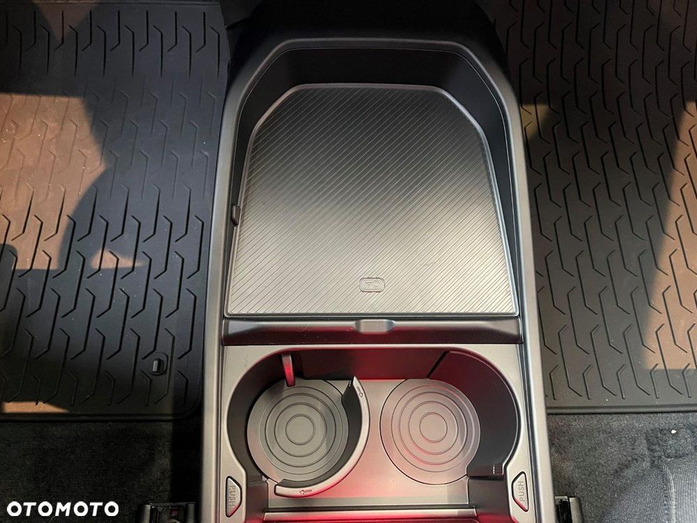 Kia EV4 81,4-kWh Air - 24