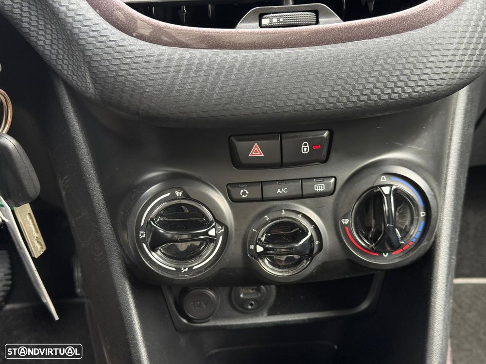 Peugeot 2008 1.4 HDi Allure - 24