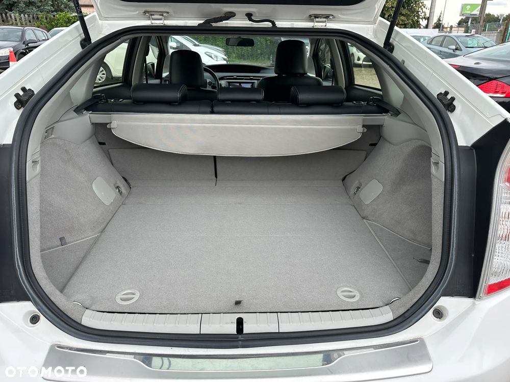 Toyota Prius - 24