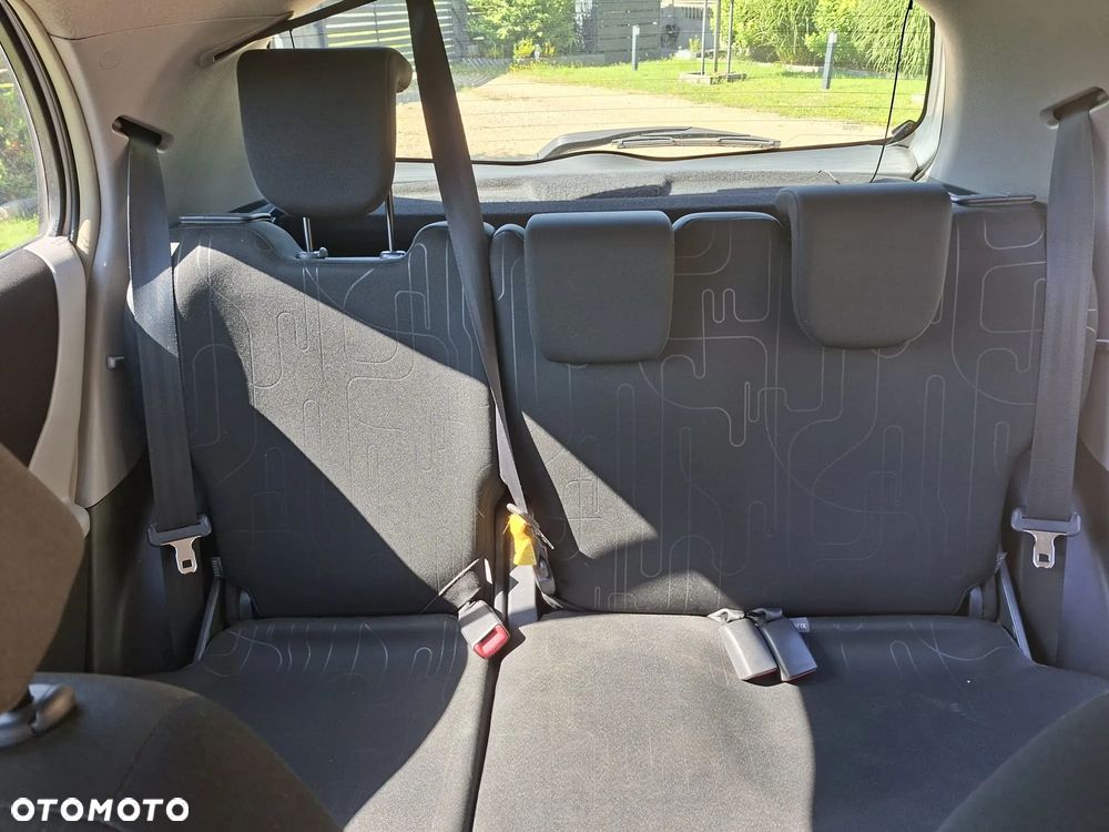 Toyota Yaris 1.33 Prestige - 6