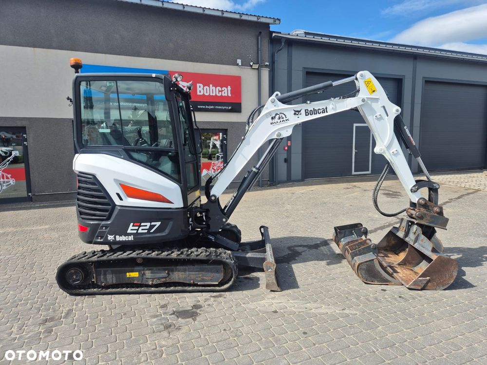 Bobcat E27 - 8