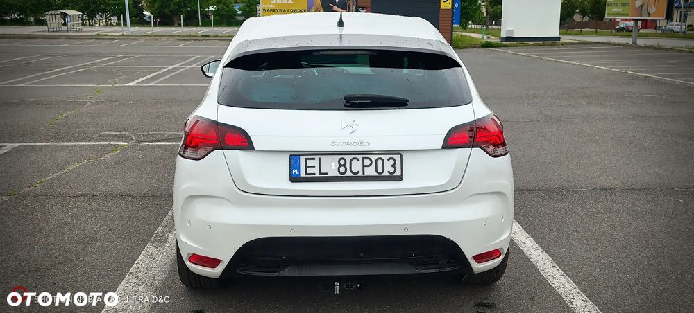 Citroën DS4 1.6 THP SportChic - 4