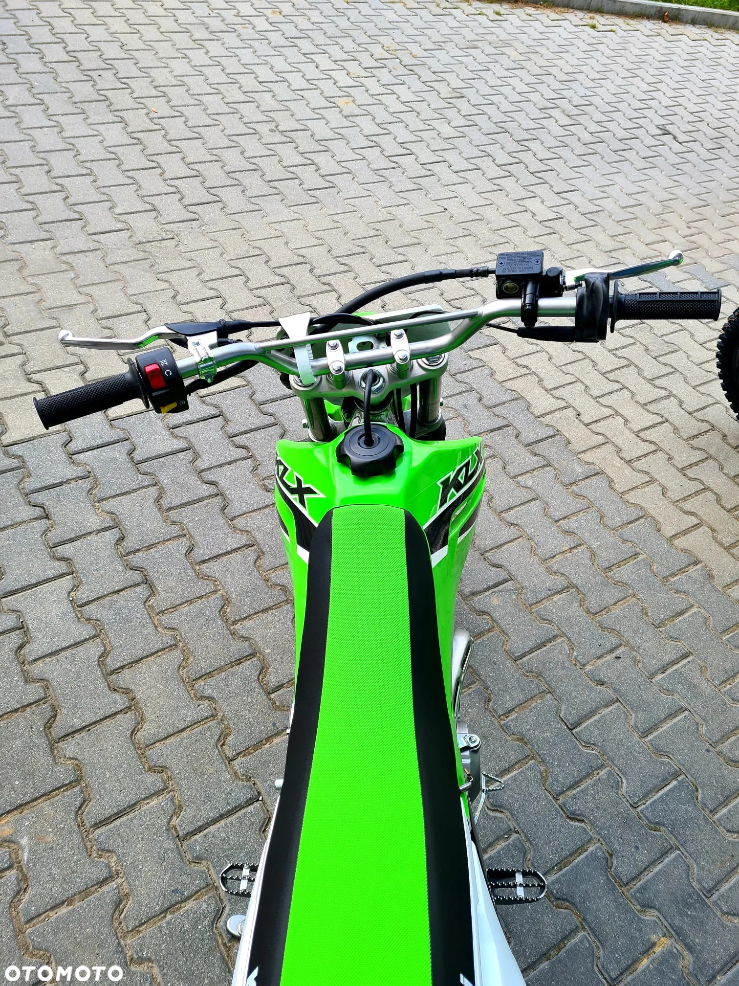 Kawasaki KLX - 8